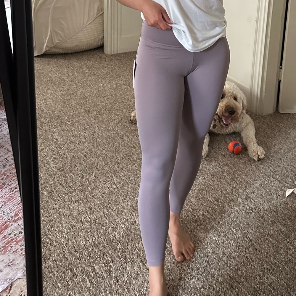BRAND NEW WITH TAGS Nike Yoga Leggings